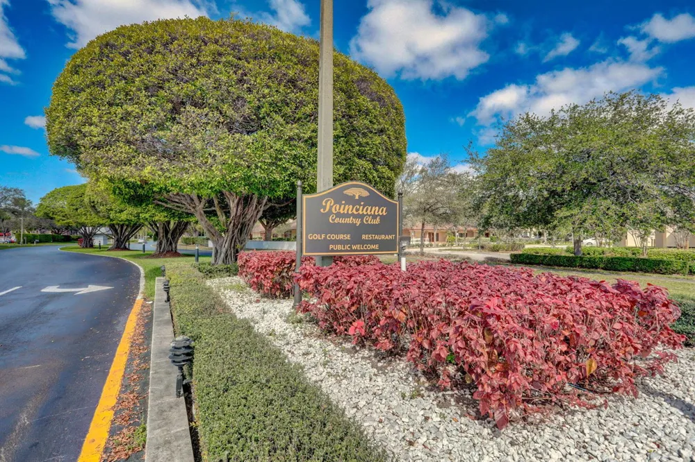 6747 Starkeys Place Lake Worth, FL 33467