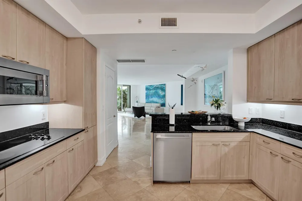 550 SE Mizner Boulevard #B506 Boca Raton, FL 33432