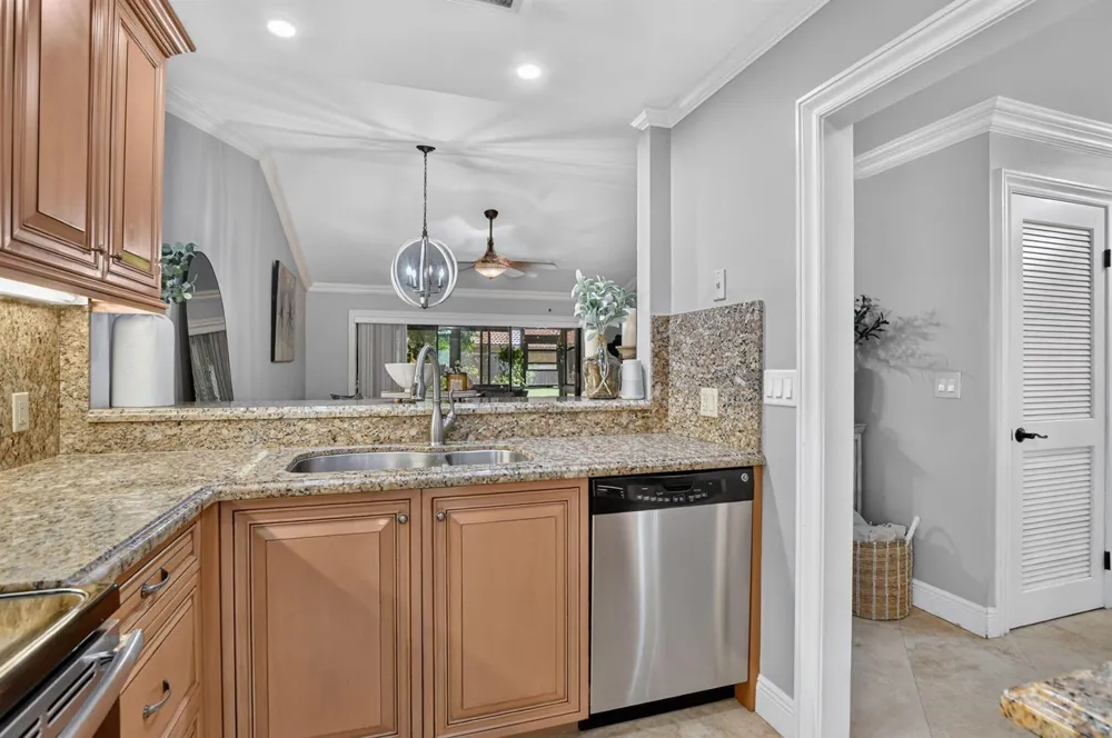 21616 Guadalajara Avenue Boca Raton, FL 33433