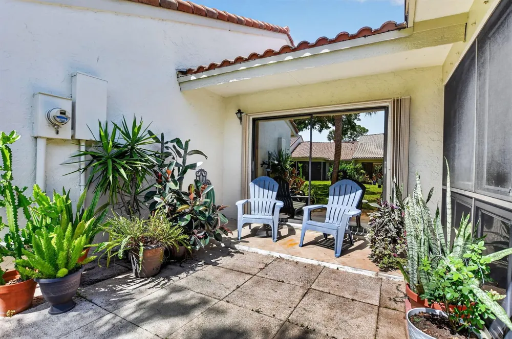 21616 Guadalajara Avenue Boca Raton, FL 33433