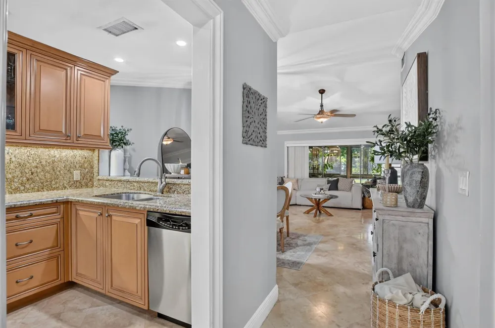 21616 Guadalajara Avenue Boca Raton, FL 33433