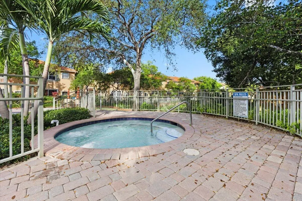 4962 Leeward Lane #3807 Fort Lauderdale, FL 33312