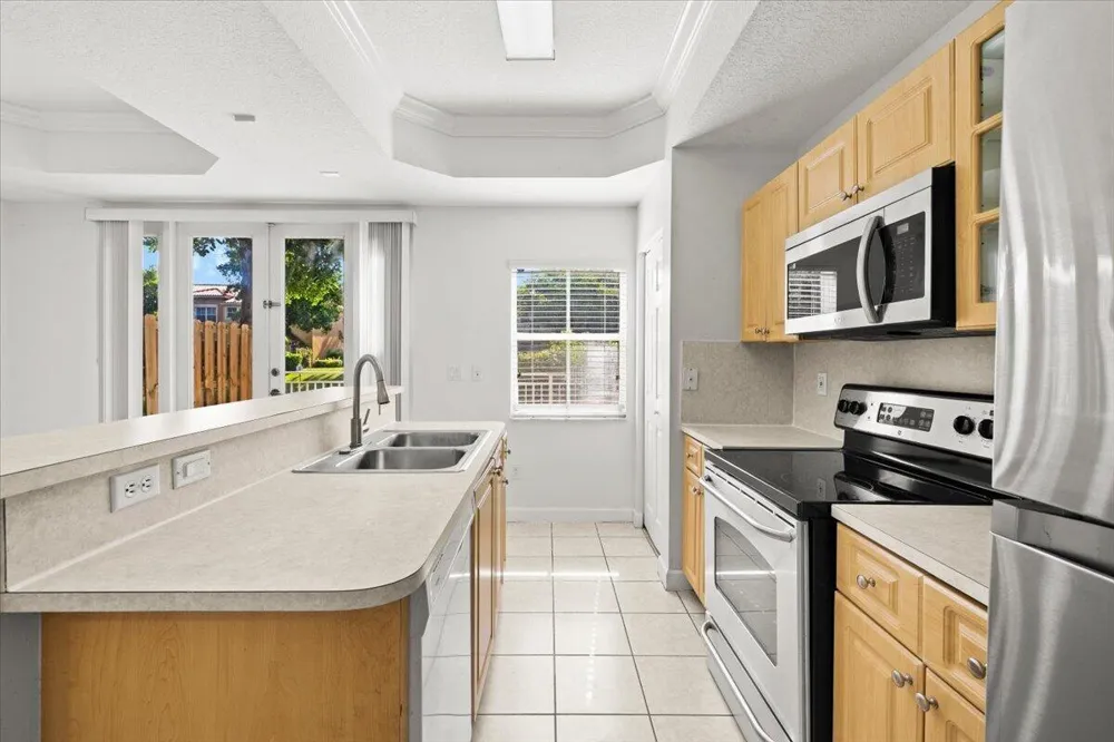 4962 Leeward Lane #3807 Fort Lauderdale, FL 33312