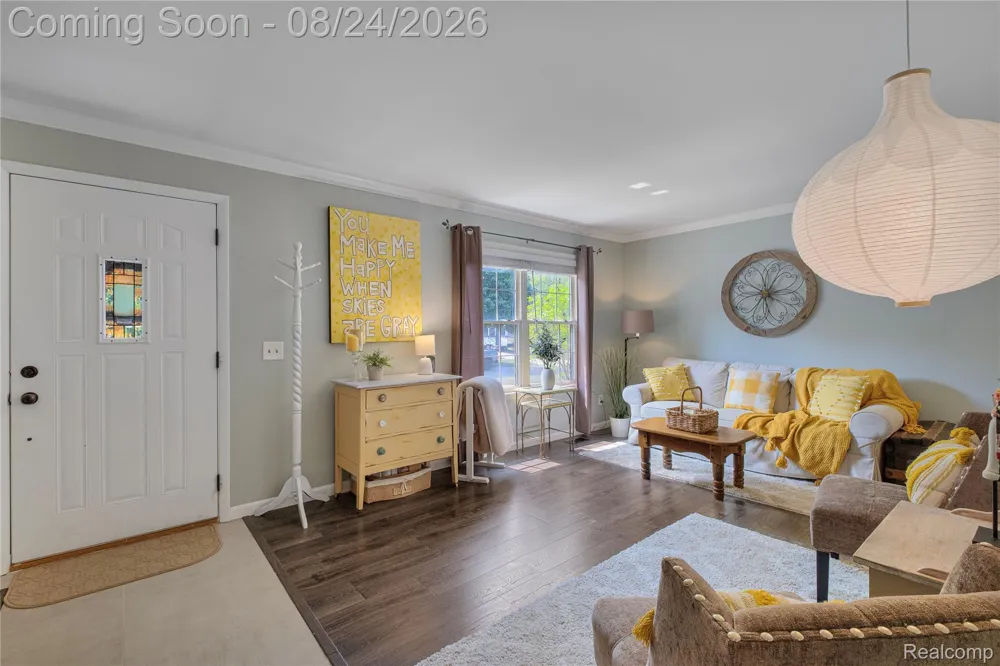 605 Autumn Drive Flushing City, MI 48433
