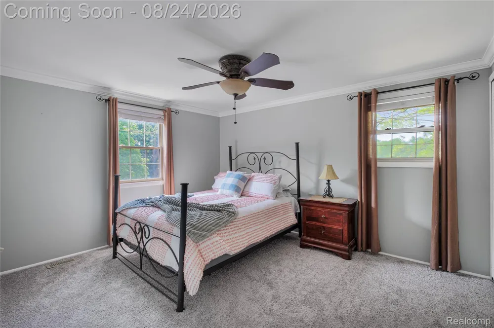 605 Autumn Drive Flushing City, MI 48433