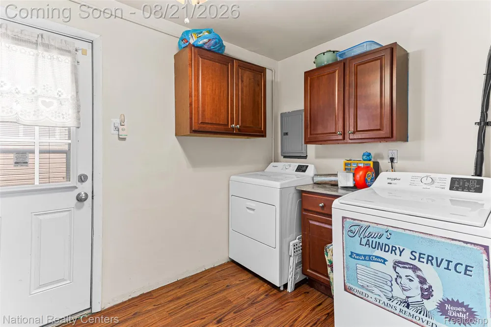 1721 S. Walton Street Westland City, MI 48186
