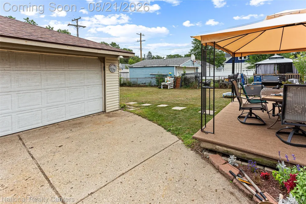 1721 S. Walton Street Westland City, MI 48186