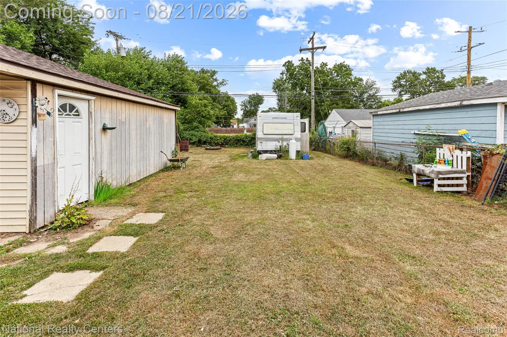 1721 S. Walton Street Westland City, MI 48186