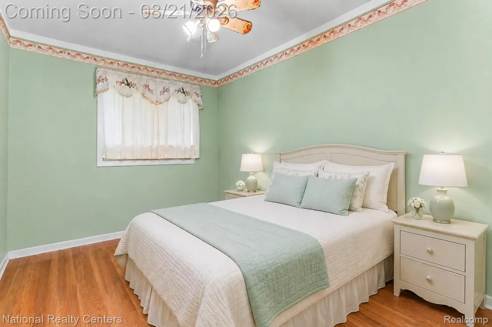 1721 S. Walton Street Westland City, MI 48186