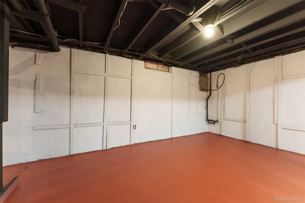 1200 S Holmes Street Lansing City, MI 48912