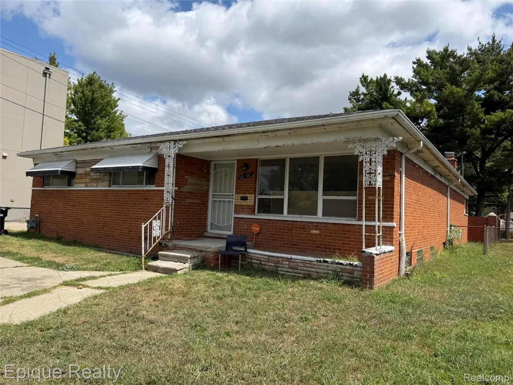 20560 Braile Street Detroit City, MI 48219
