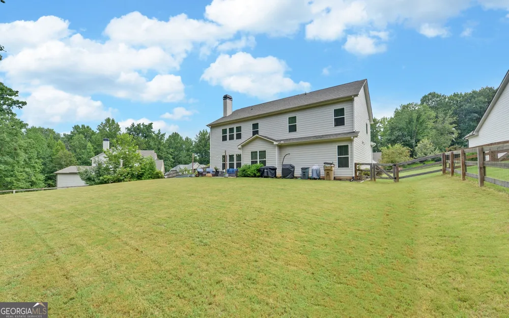 5110 Ozark LN Gainesville, GA 30507
