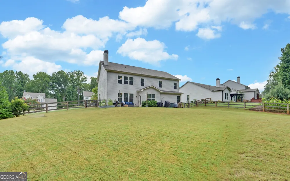 5110 Ozark LN Gainesville, GA 30507