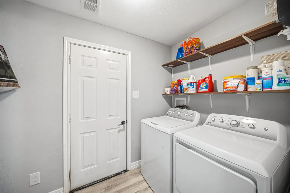119 Prairie Creek Road Red Oak, TX 75154