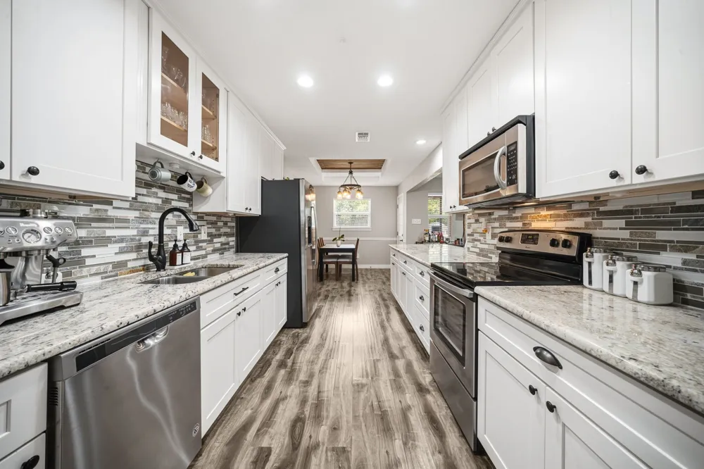 119 Prairie Creek Road Red Oak, TX 75154