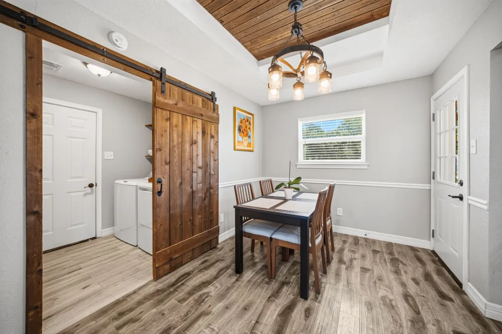 119 Prairie Creek Road Red Oak, TX 75154