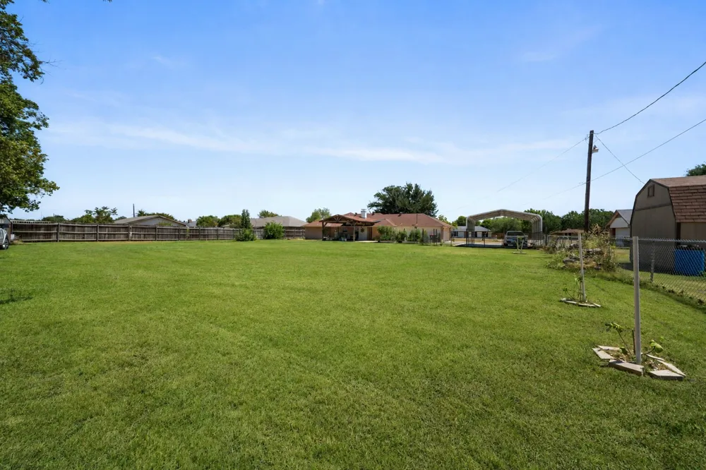 119 Prairie Creek Road Red Oak, TX 75154