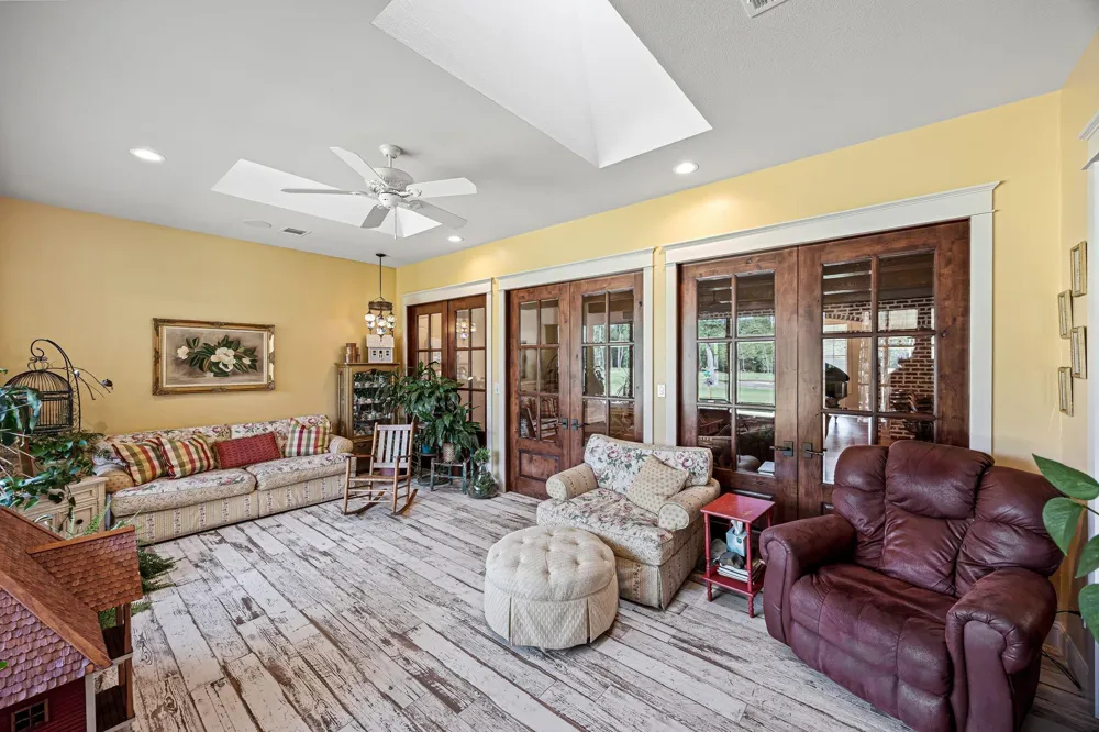 9155 Grizzly Drive Kountze, TX 77625