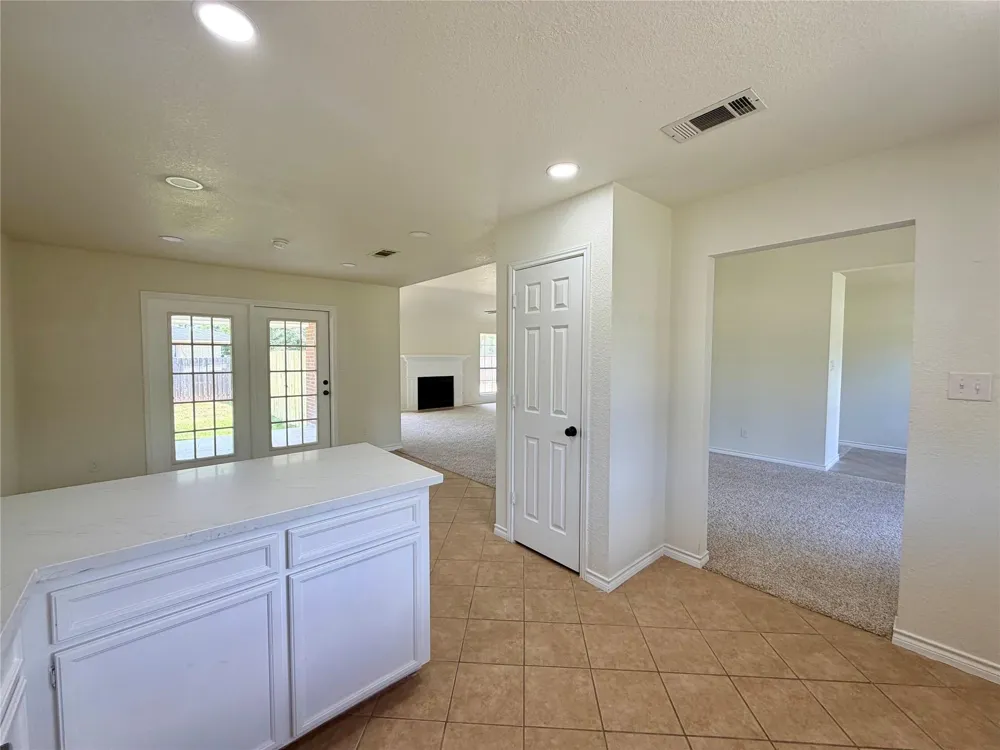 9200 Highway 87 Orange, TX 77632