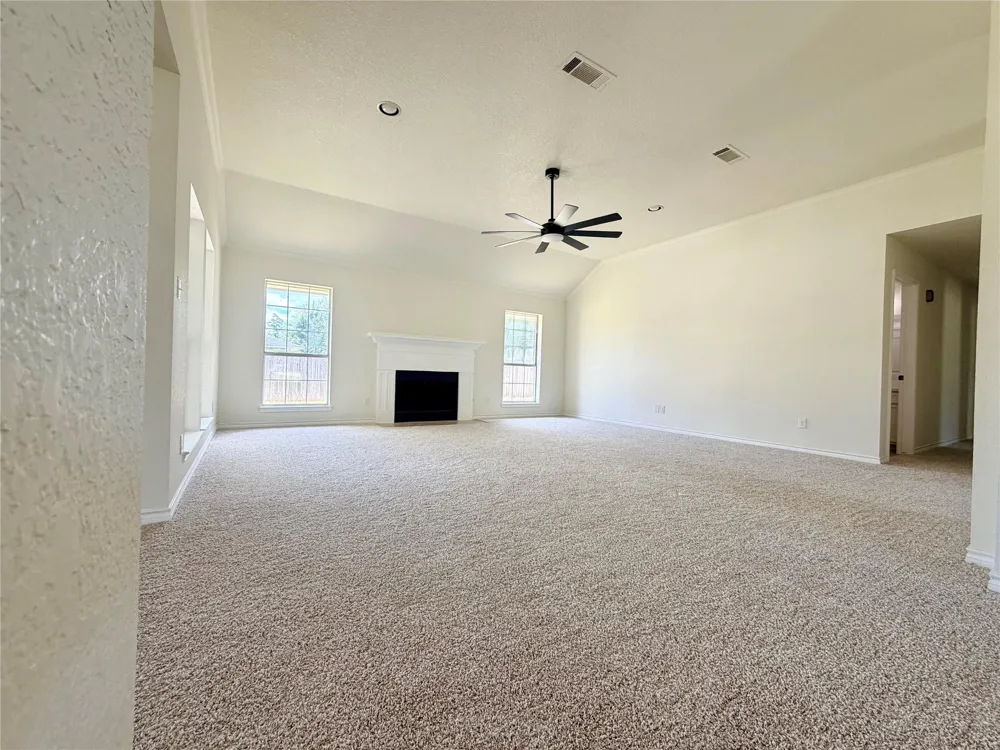 9200 Highway 87 Orange, TX 77632