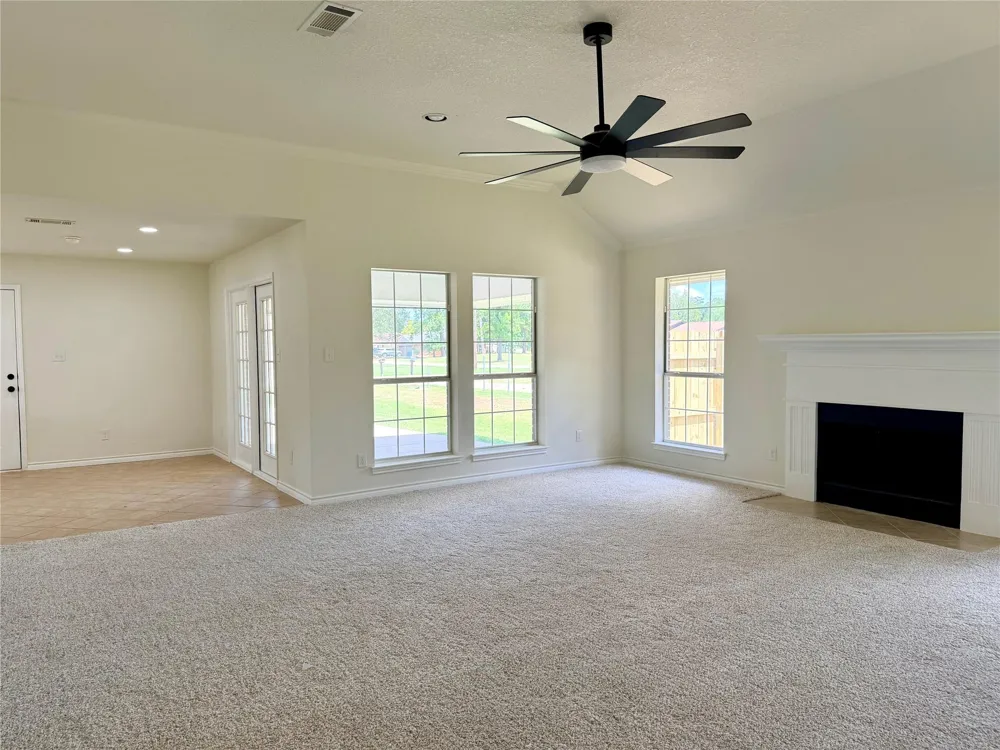 9200 Highway 87 Orange, TX 77632