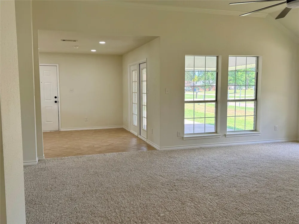 9200 Highway 87 Orange, TX 77632