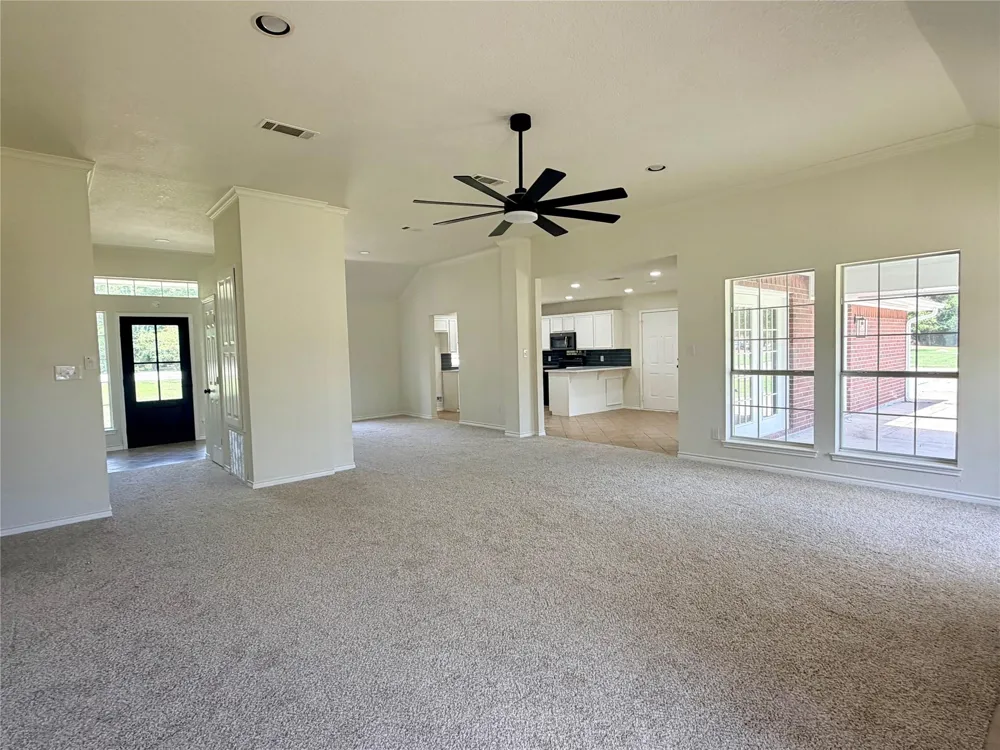 9200 Highway 87 Orange, TX 77632