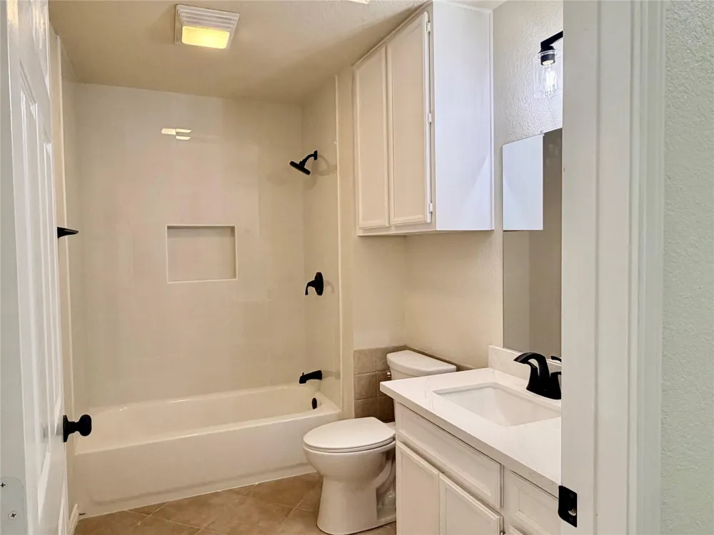 9200 Highway 87 Orange, TX 77632