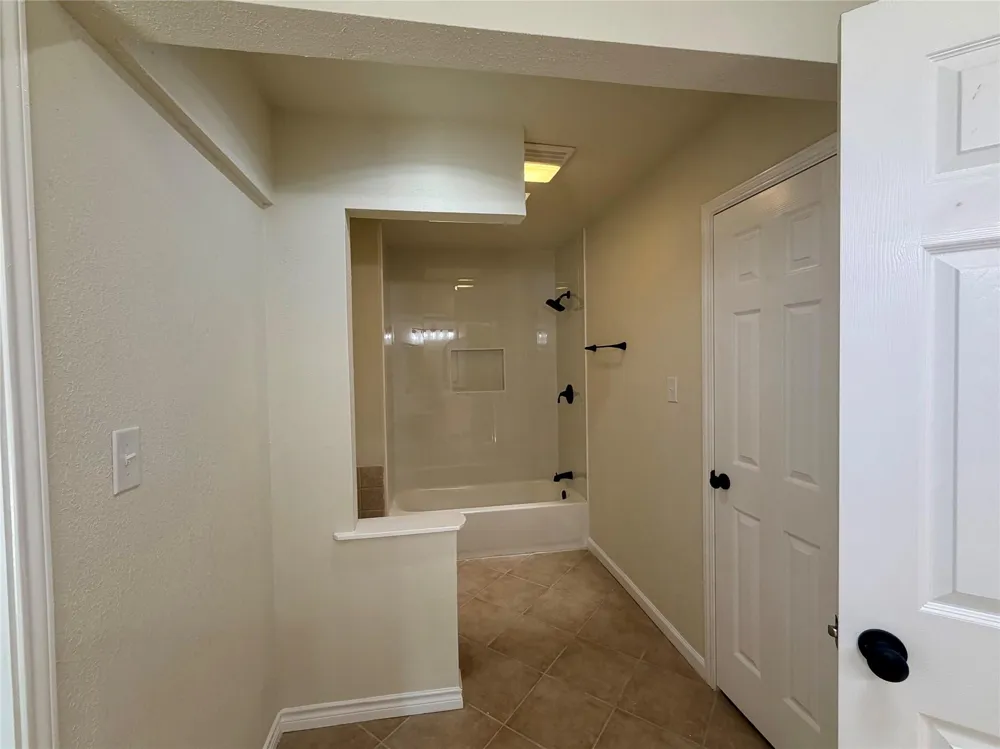 9200 Highway 87 Orange, TX 77632