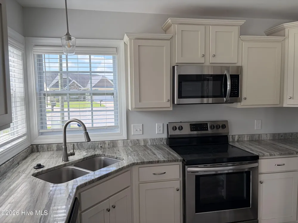 3337 Pacolet Drive Greenville, NC 27834