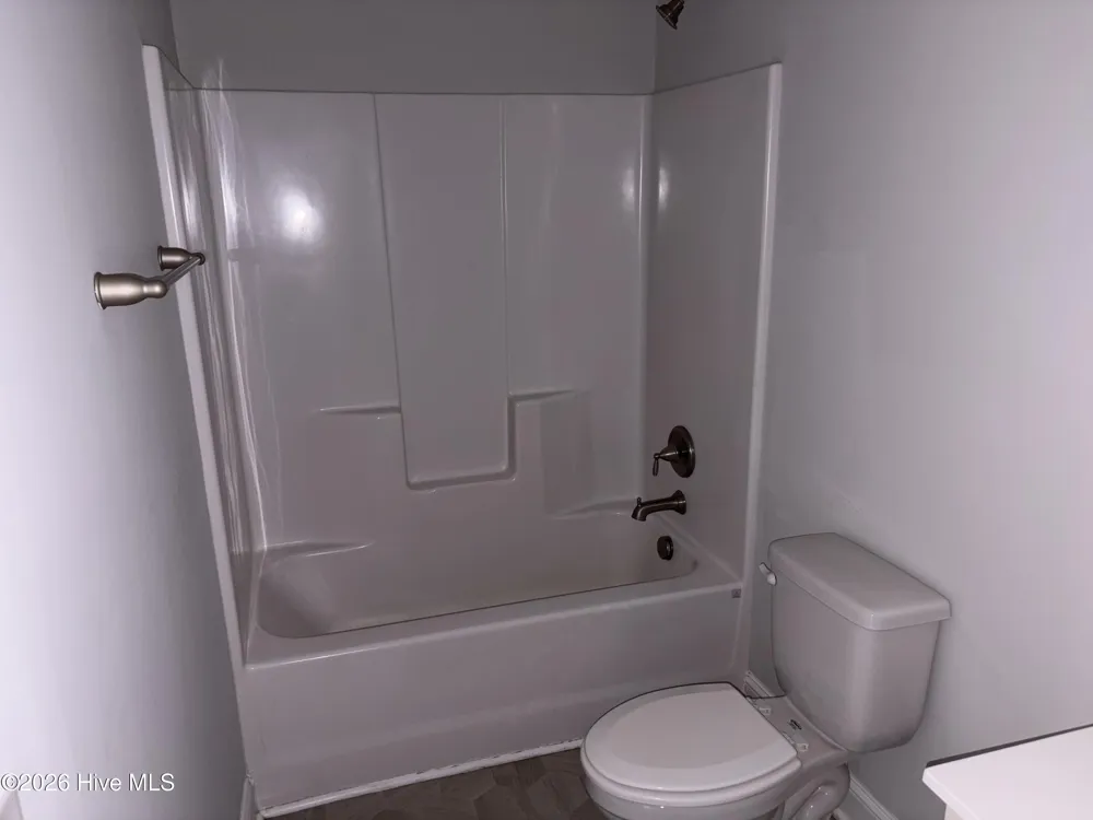 3337 Pacolet Drive Greenville, NC 27834