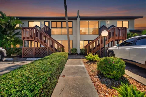 2721 72ND STREET COURT W #2721