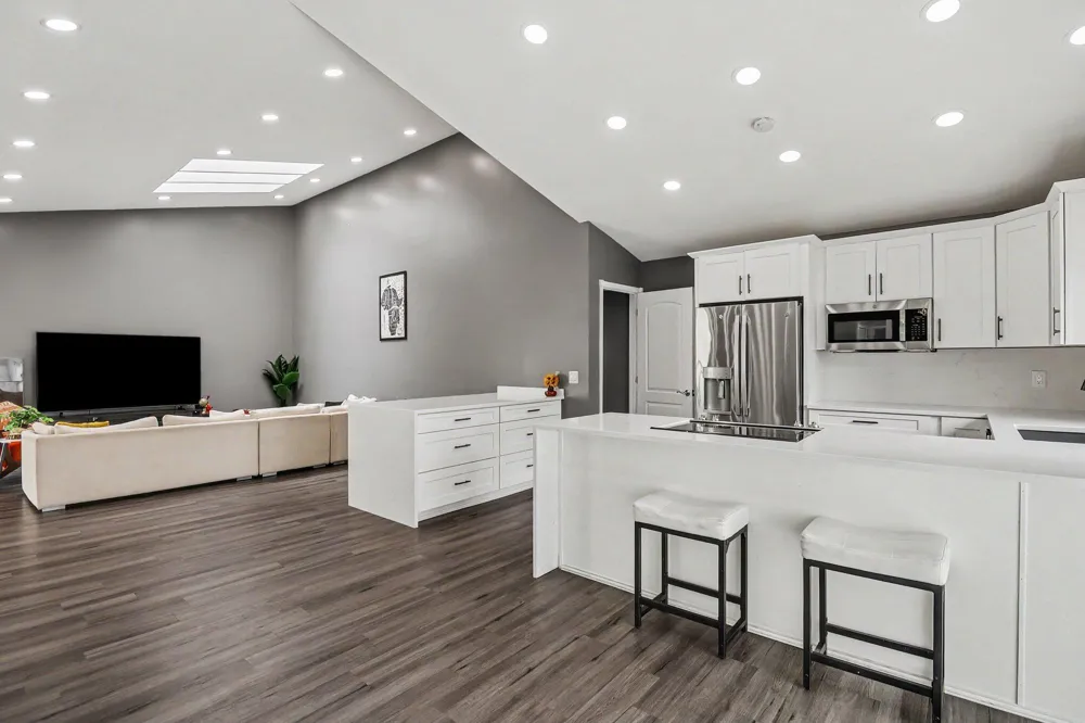 5655 Hillcrest Circle E West Bloomfield Charter Township, MI 48322