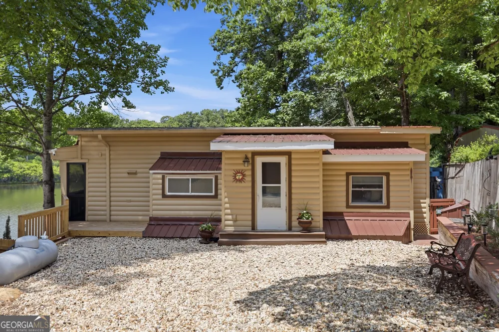 1049 Mountain Shadows DR Cleveland, GA 30528