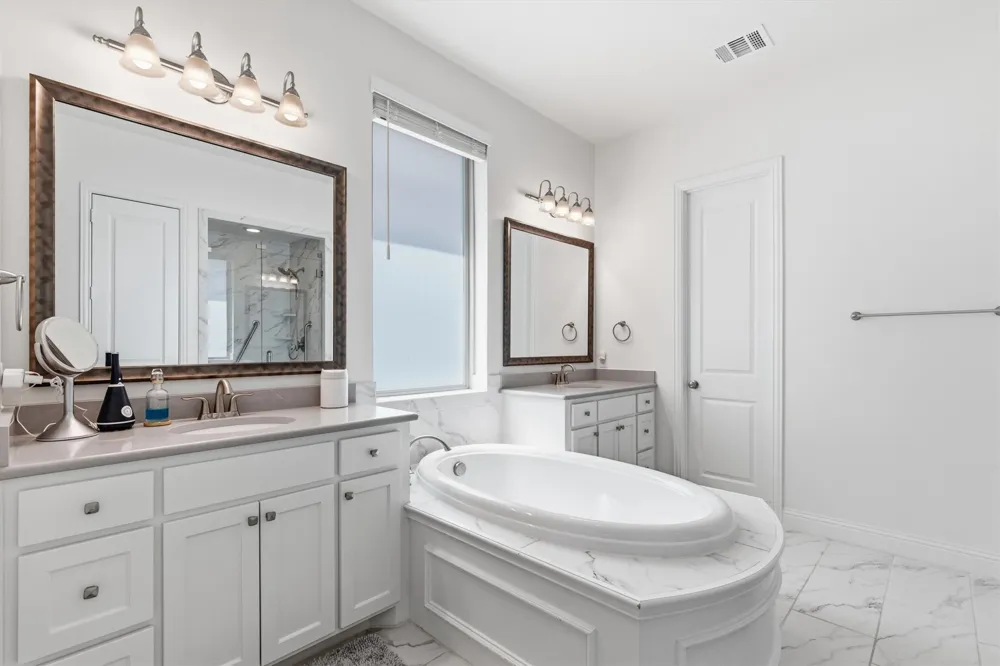 2901 Stonefield The Colony, TX 75056