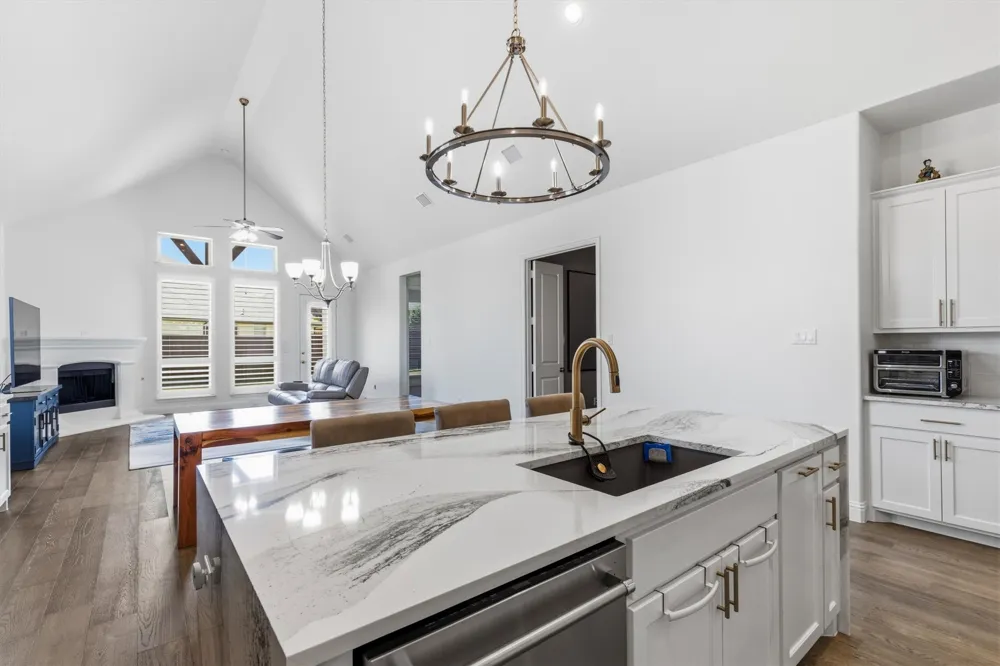 2901 Stonefield The Colony, TX 75056