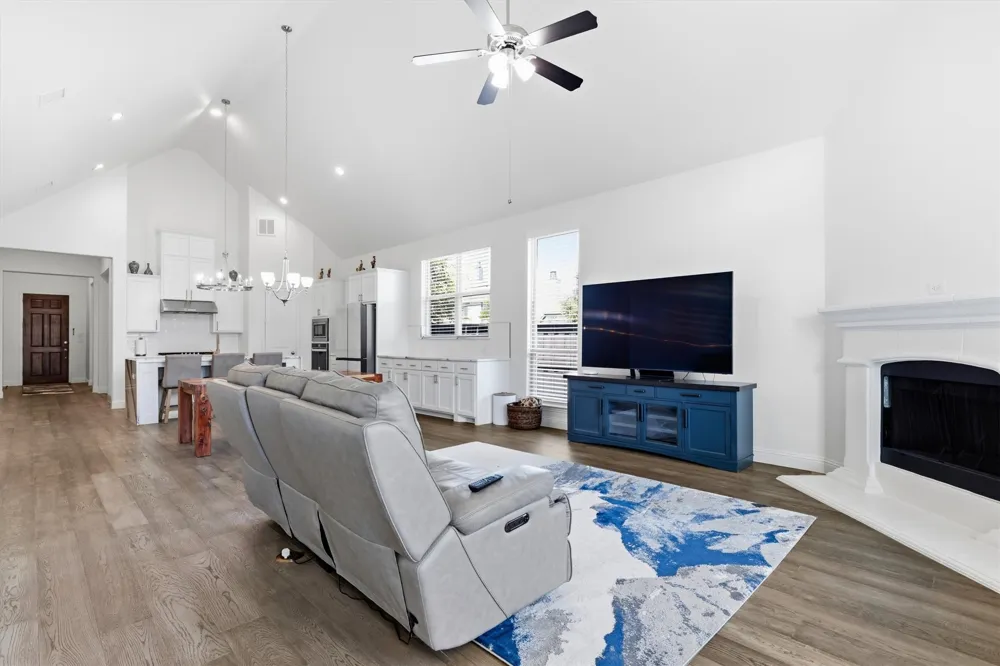 2901 Stonefield The Colony, TX 75056