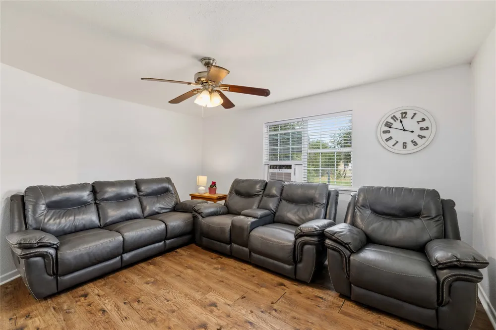1303 Avenue D Brownwood, TX 76801