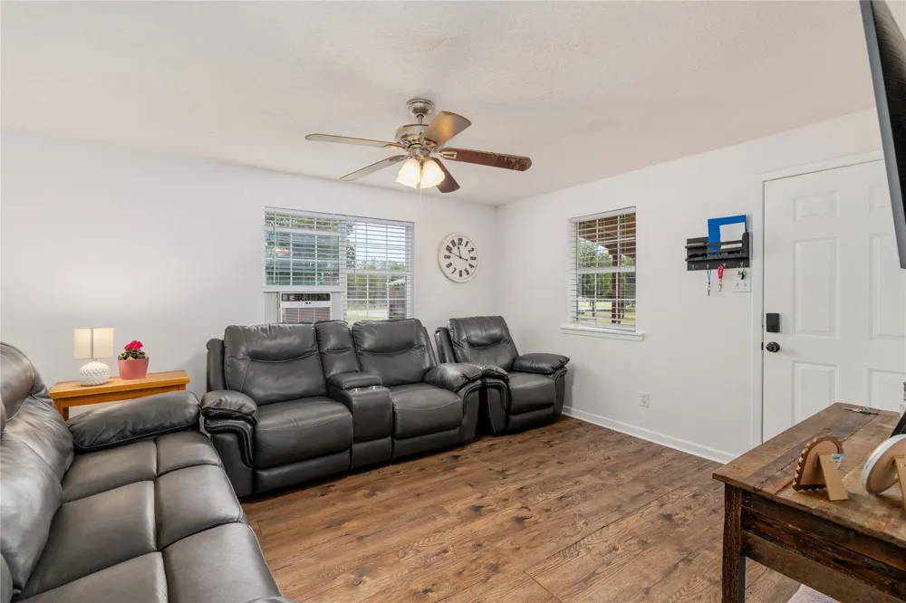 1303 Avenue D Brownwood, TX 76801