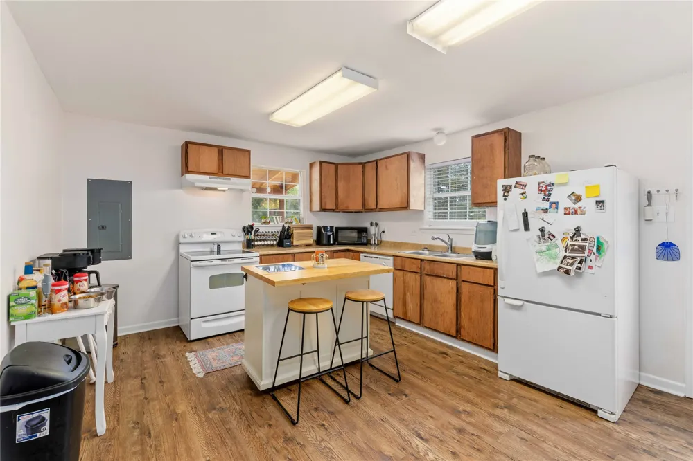 1303 Avenue D Brownwood, TX 76801