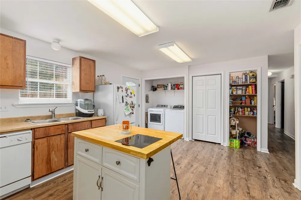1303 Avenue D Brownwood, TX 76801