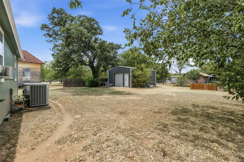 1303 Avenue D Brownwood, TX 76801