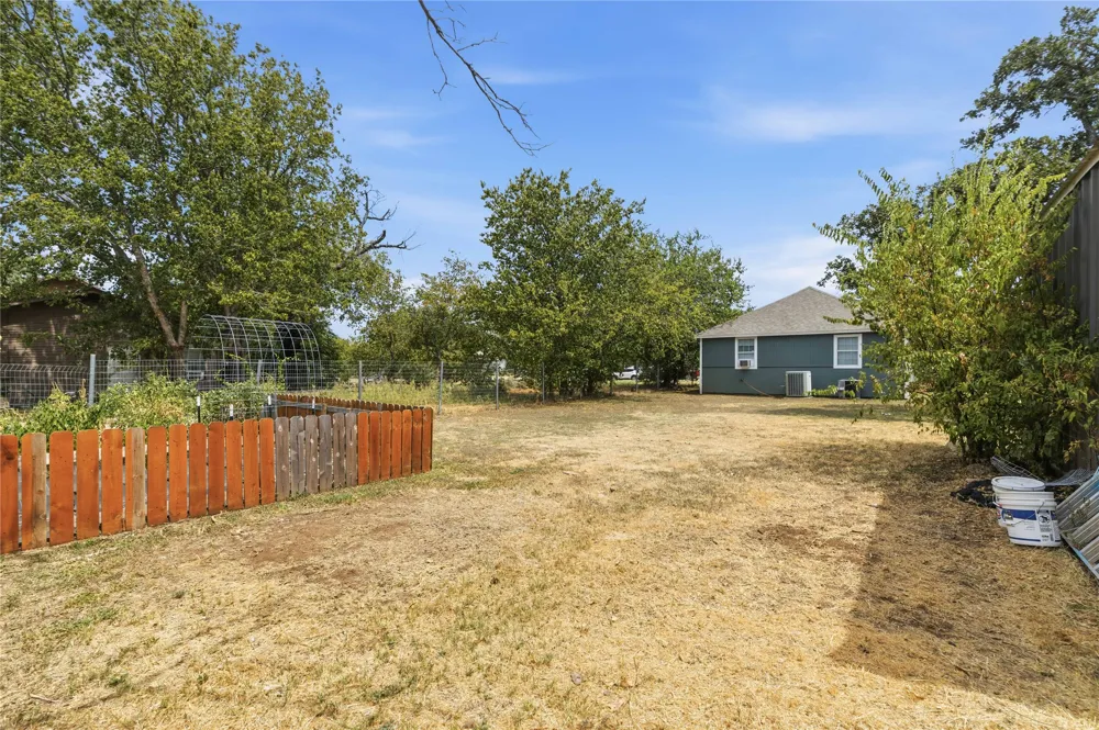 1303 Avenue D Brownwood, TX 76801