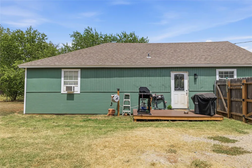 1303 Avenue D Brownwood, TX 76801