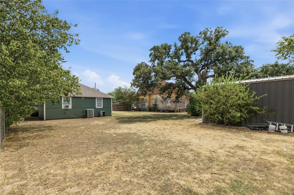 1303 Avenue D Brownwood, TX 76801
