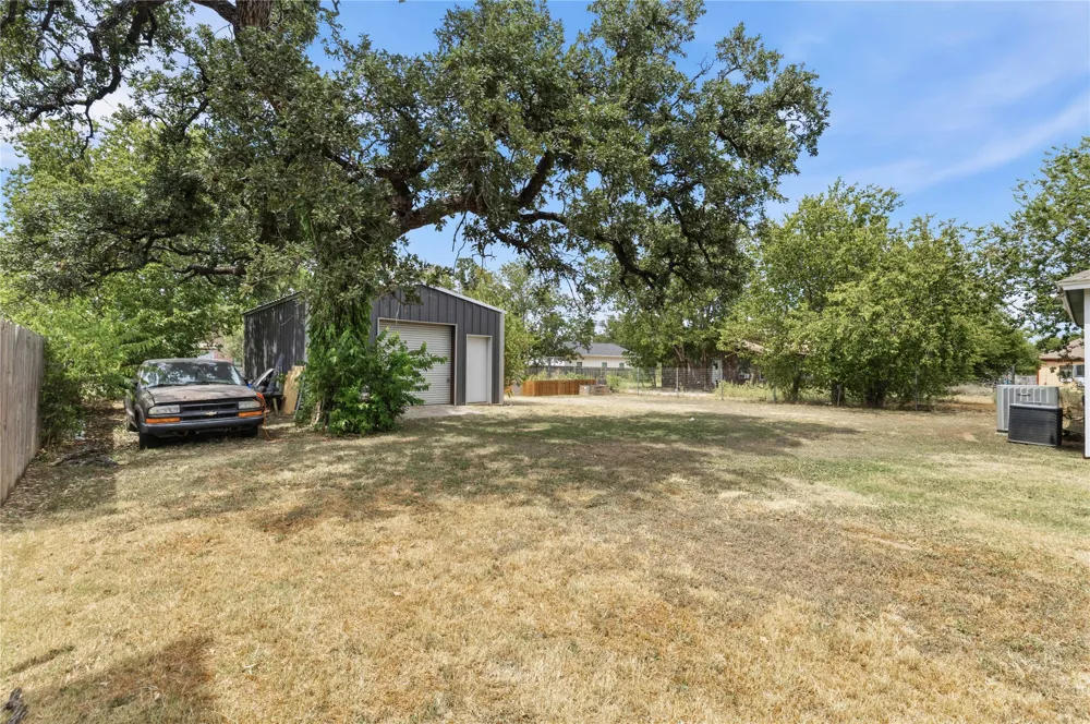 1303 Avenue D Brownwood, TX 76801
