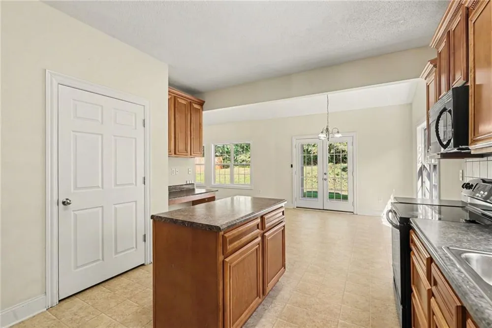 187 Ivey Lake Parkway Temple, GA 30179