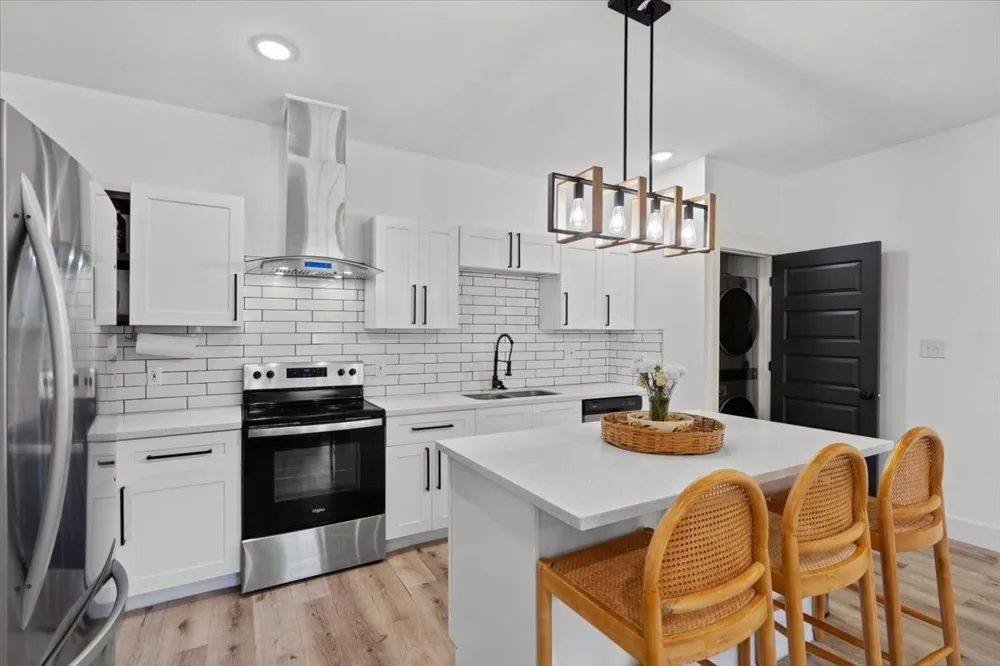 13509 S Bellaire Street Santa Fe, TX 77510
