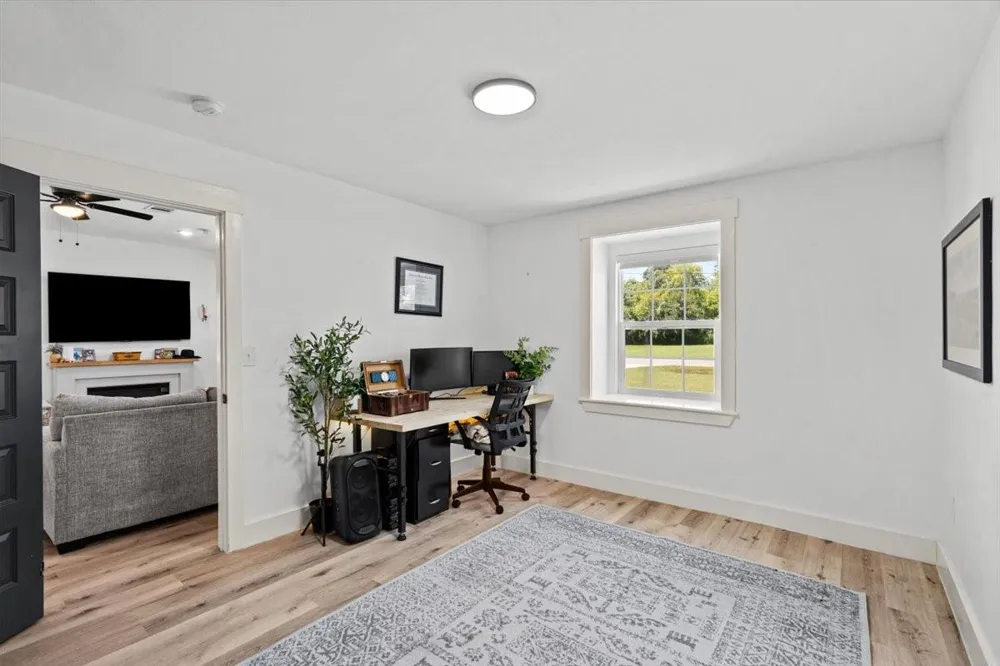 13509 S Bellaire Street Santa Fe, TX 77510