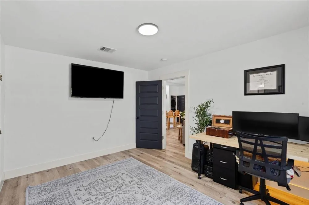 13509 S Bellaire Street Santa Fe, TX 77510